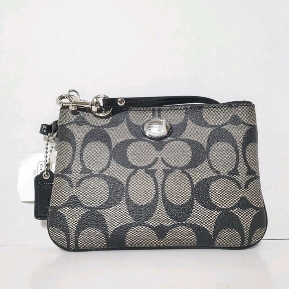 Coach Signature Peyton Wristlet Clutch Pouch Purse NWT Black Gray - Picture 7 of 7